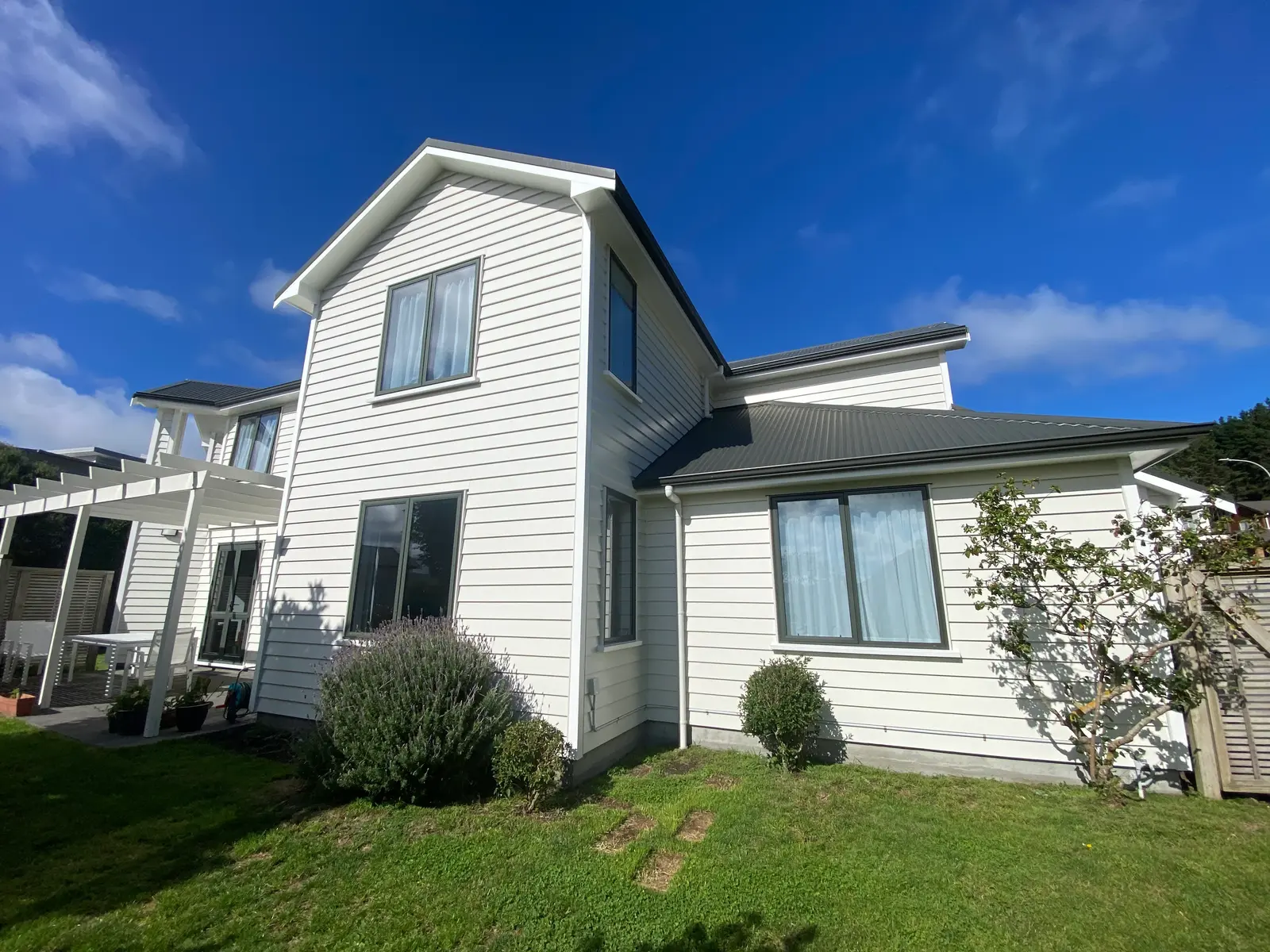 Exterior House Painting Johnsonville Wellington | Wellington Decorators